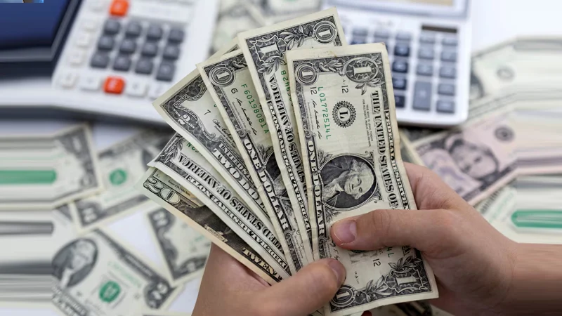 যুক্তরাষ্ট্রের ডলারের মান সর্বনিম্নে নেমেছে